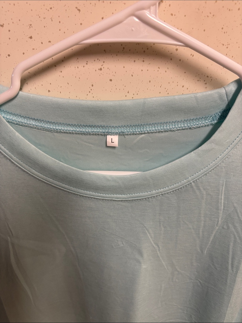 Women’s Light Blue Lounge Set - Tee & Shorts (size Large) - Picture 4 of 9